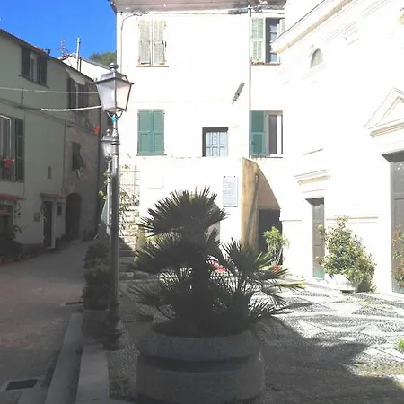 Holiday home Casa Ginepro Sarola