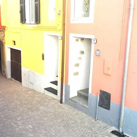 Holiday home Casa Ginepro Sarola
