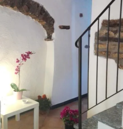 Holiday home Casa Ginepro Sarola